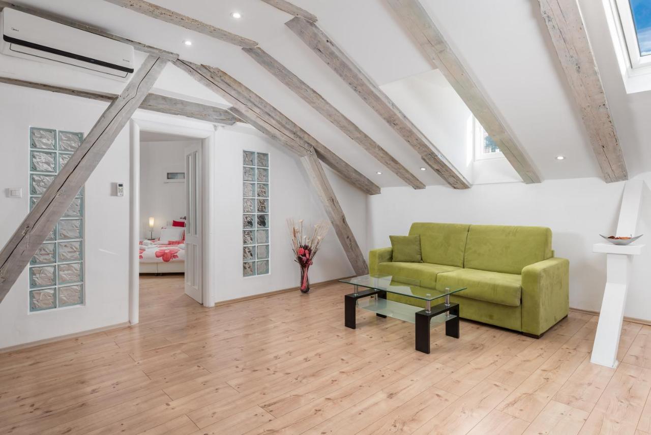 Sweet Nest Under The Dome Apartment Rijeka Exterior photo