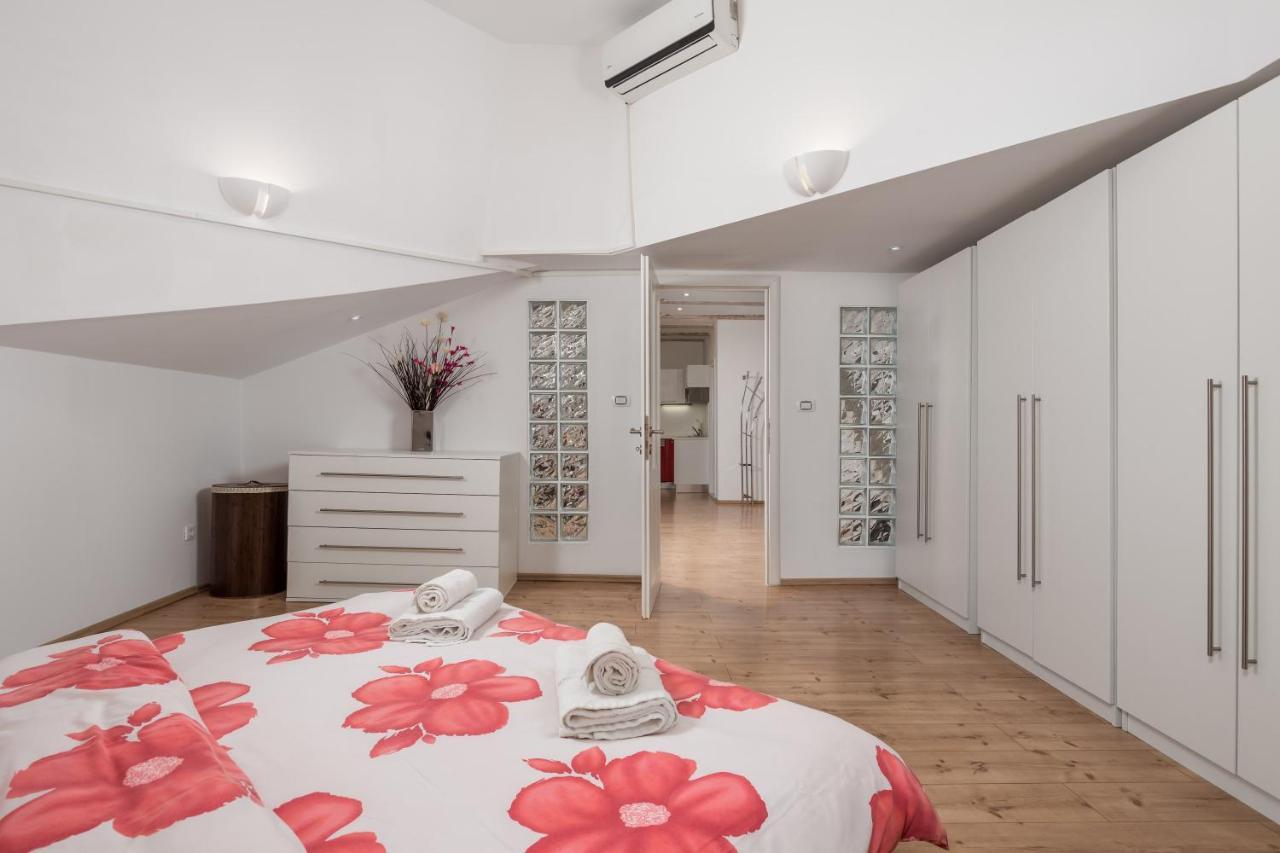 Sweet Nest Under The Dome Apartment Rijeka Exterior photo